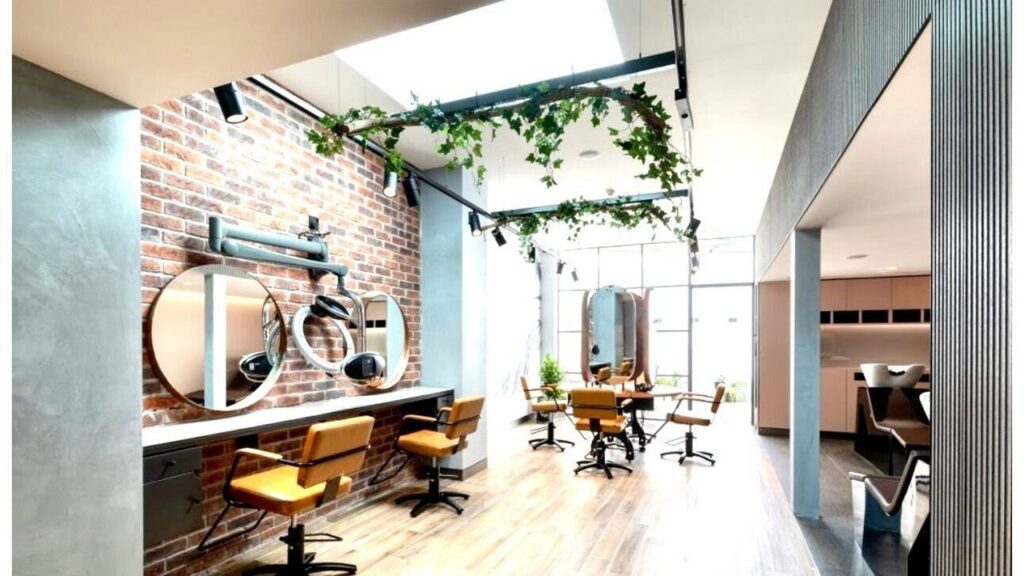 6eca41ec-1460-4a19-80cd-125bb1ca2824-ellahawkey-personalstyling-gb-england-bristol-clifton-fresha-1310855