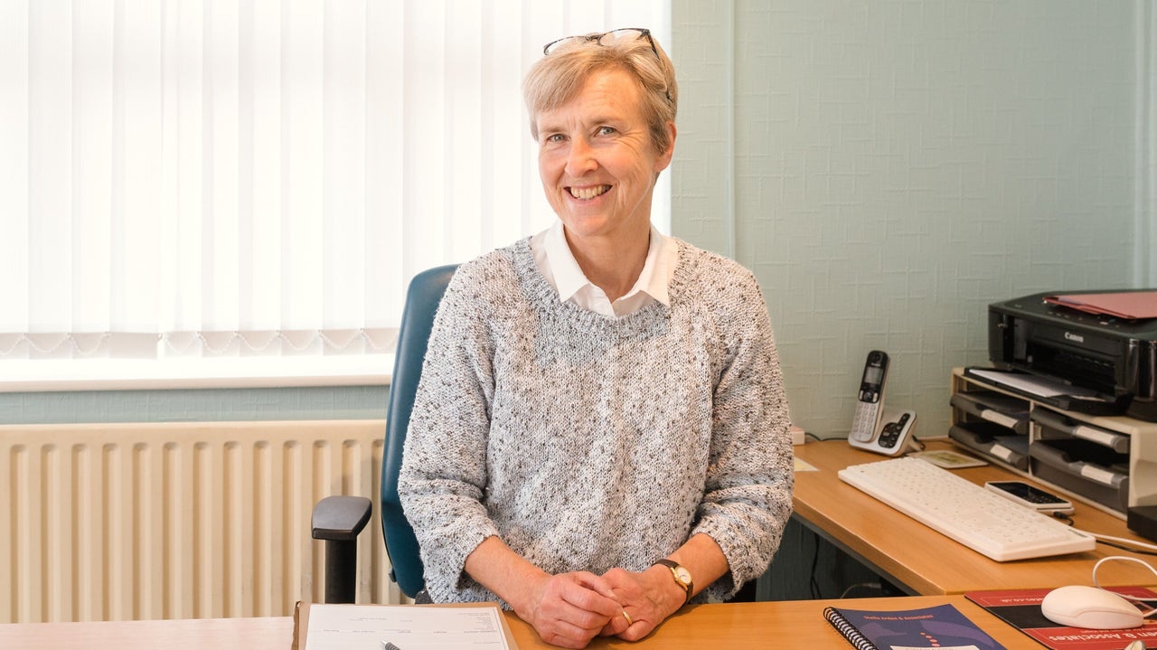 6eea0317-ae67-41df-9407-2618ddb66121-lstellaardenandassociateslouth-gb-england-louth-fresha-7535114