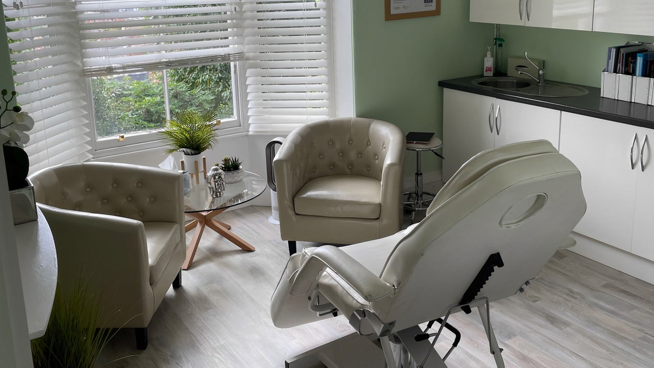 6fb085c9-9026-4305-86f3-b4ae8f106347-evolutionclinic51beaumontfeelincoln-gb-england-lincoln-fresha-7188076