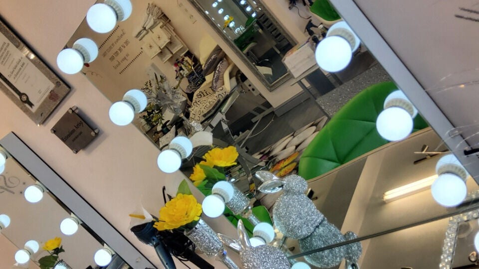 701ef6c1-a08c-47ad-9856-29e0caccf264-needamakeoverhair-gb-england-dudley-fresha-4531662