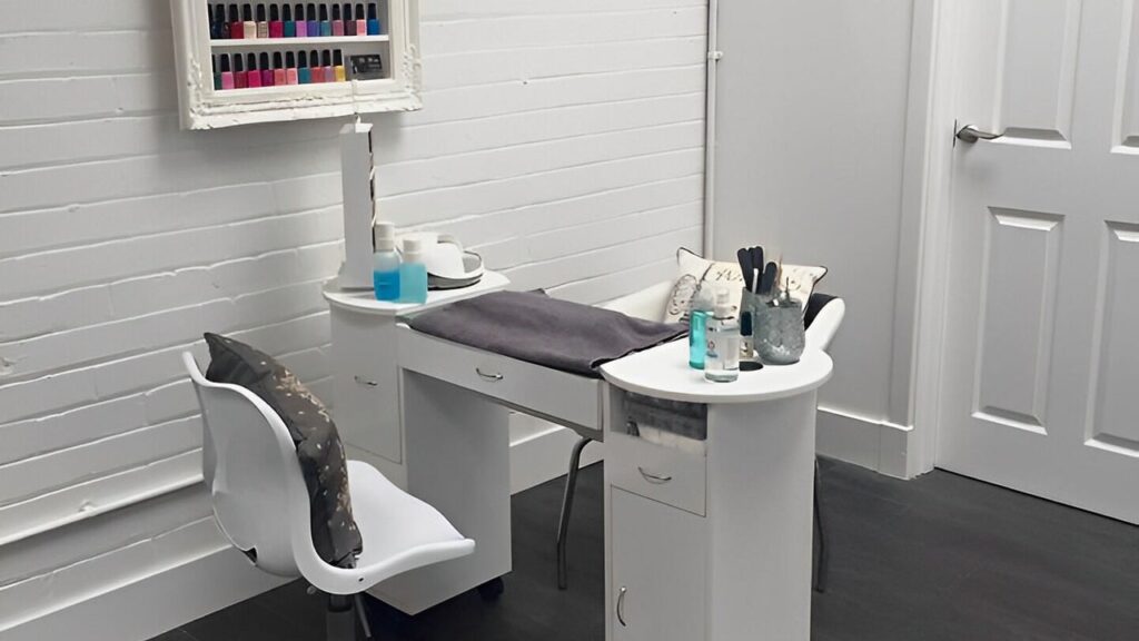 70cda36c-b640-49d9-bdc2-d77dba2ee02d-beebeauty-gb-scotland-bathgate-fresha-2934224