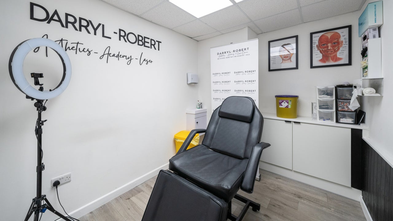 70d9a653-949c-4944-bd8c-52d38919ee2b-honitonhq-gb-england-honiton-fresha-5124227