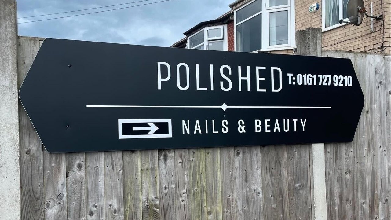 7104cd33-6d00-43af-9ba7-a0cb31facd81-polishedofswinton-gb-england-swinton-fresha-1978904