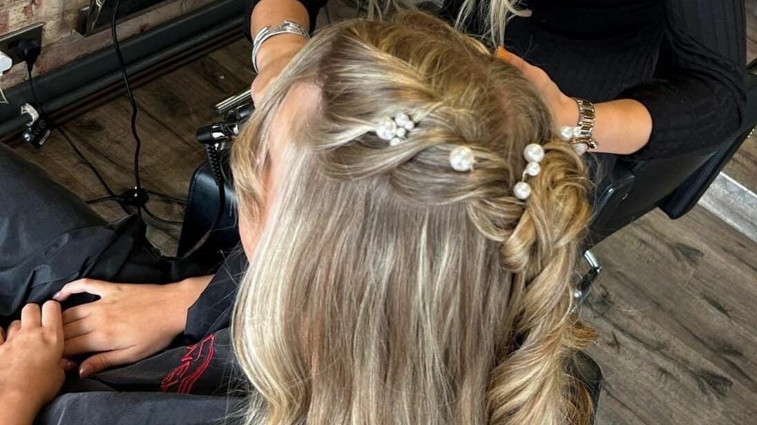 71c999ae-d0d1-45bf-a40d-6952d6d2a7a8-studioahairsalon-barbershop-gb-england-grimsby-fresha-5380546