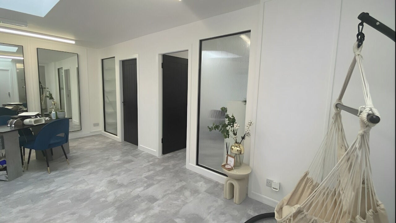 71eb6a14-d77c-4e1f-a728-959344e7e6fc-pristinebeauty-beautytreatmentsdiary-gb-scotland-paisley-fresha-7092881