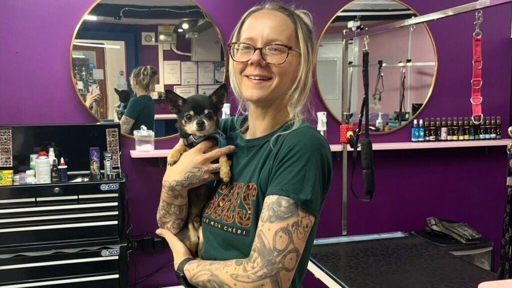 730bac22-1039-49bc-8a5f-c3f41e26d48e-pupsueydoggrooming-gb-england-devizes-fresha-5179318