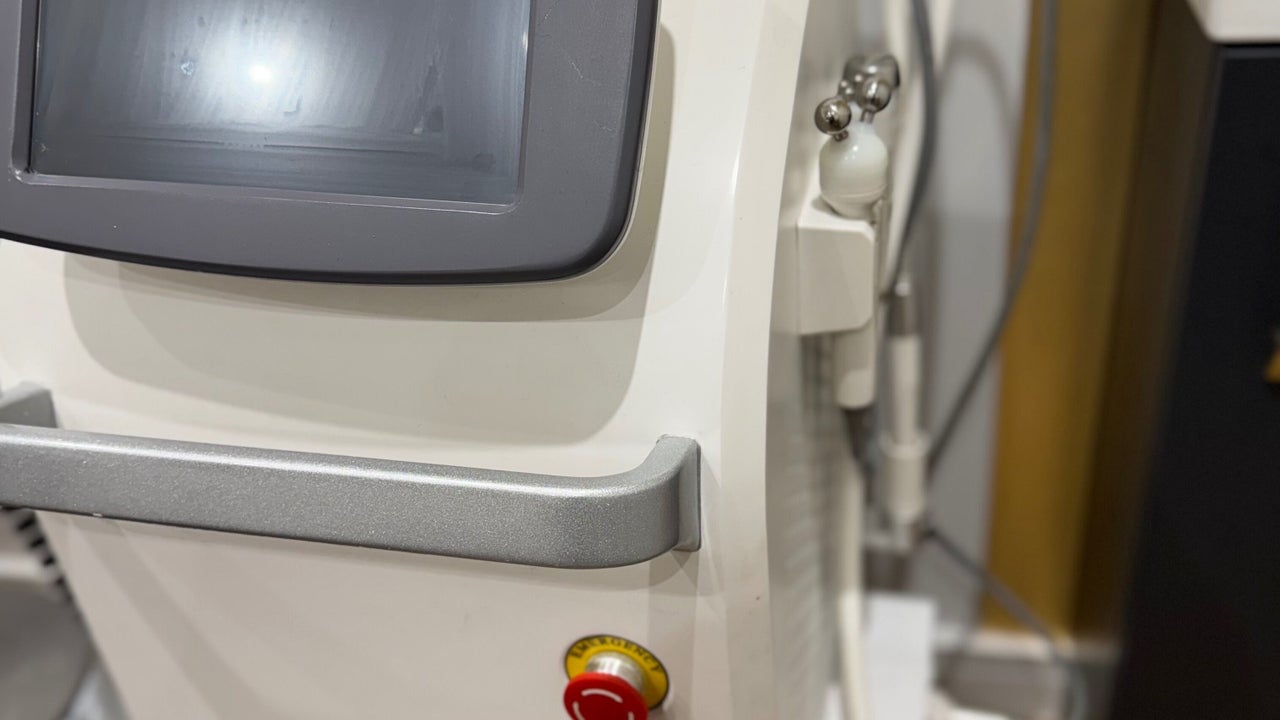 7362ba74-bae9-4a4e-99b1-68bc6f60bc43-theface-gb-england-worcester-broomhall-fresha-3479889