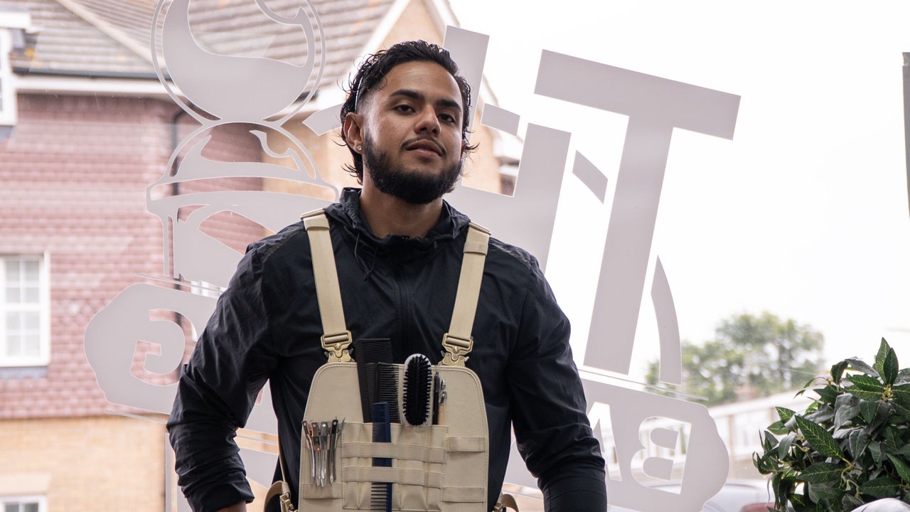 7391c38a-9e6f-4348-b726-a7437ef1070a-erikdabarber-gb-england-bognorregis-fresha-4005659