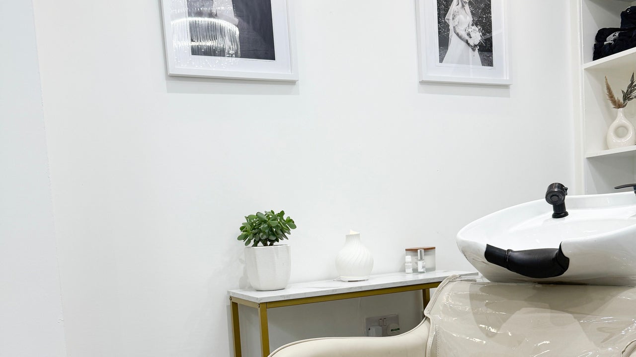 73e89cdd-e498-40f8-a36f-b58e2a492b8d-hairbyelle-gb-england-willerby-fresha-2198833