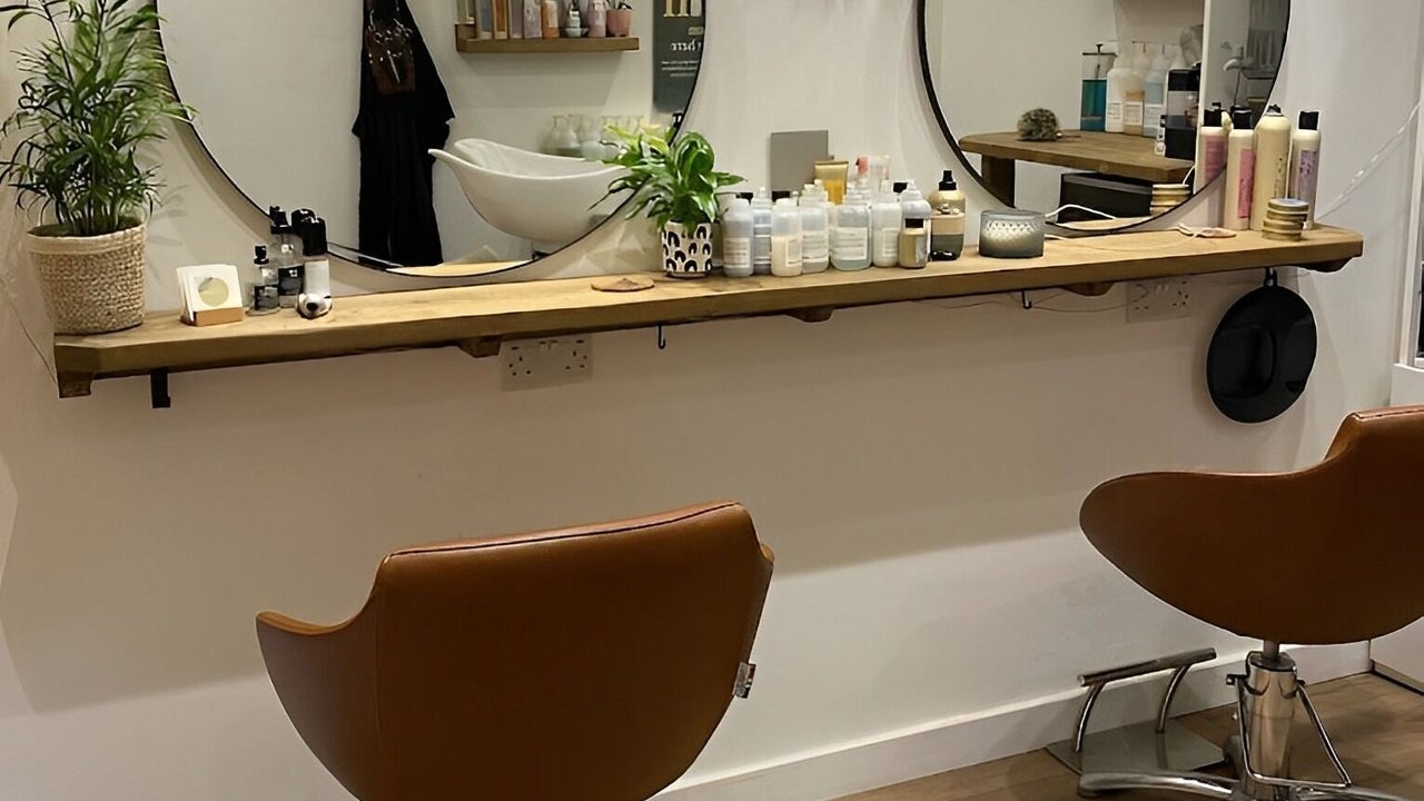 74003bc3-e417-4590-be4b-1021ede23d0d-fernhairstudio-gb-england-exeter-newbuildinglanegandystreet-fresha-3262553