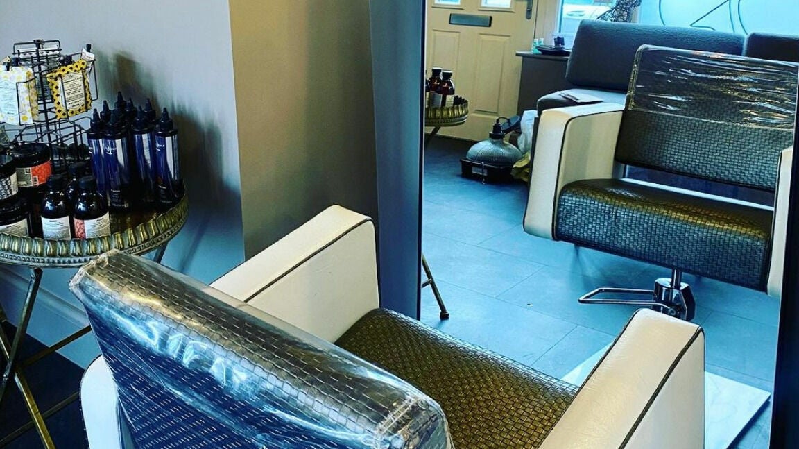 7434165b-0f5d-4906-9886-b366751d6d0e-currentlyhair-gb-england-leeds-bramhope-fresha-5154410