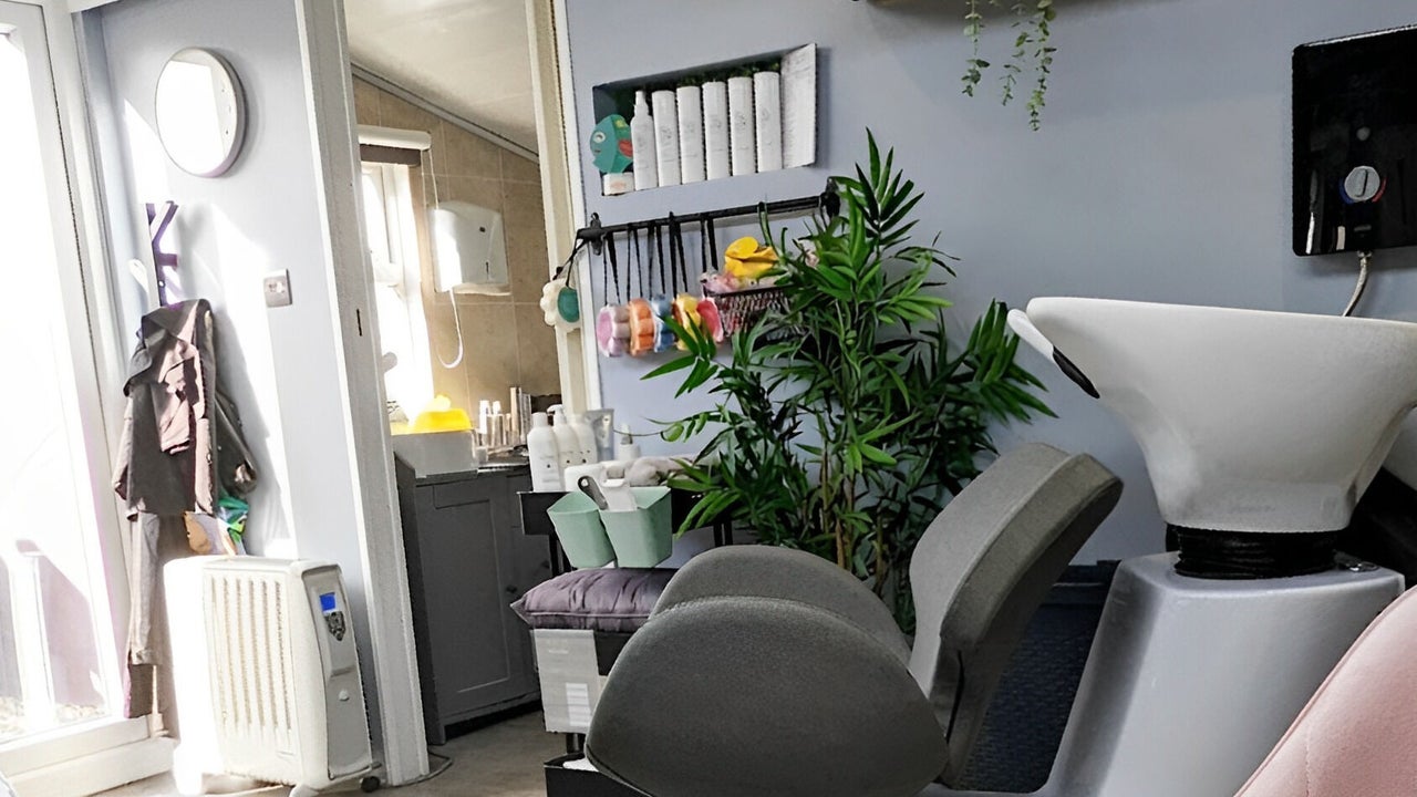 7436f446-ed20-4029-8069-75b48b5b1e8b-lunablush-gb-england-highworth-fresha-9843708