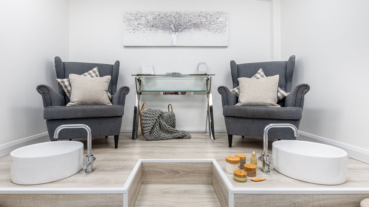 74c5e673-9ee2-40a4-8686-1d8a781f8ec8-elizabethbeauty-gb-england-rugby-fresha-9783501