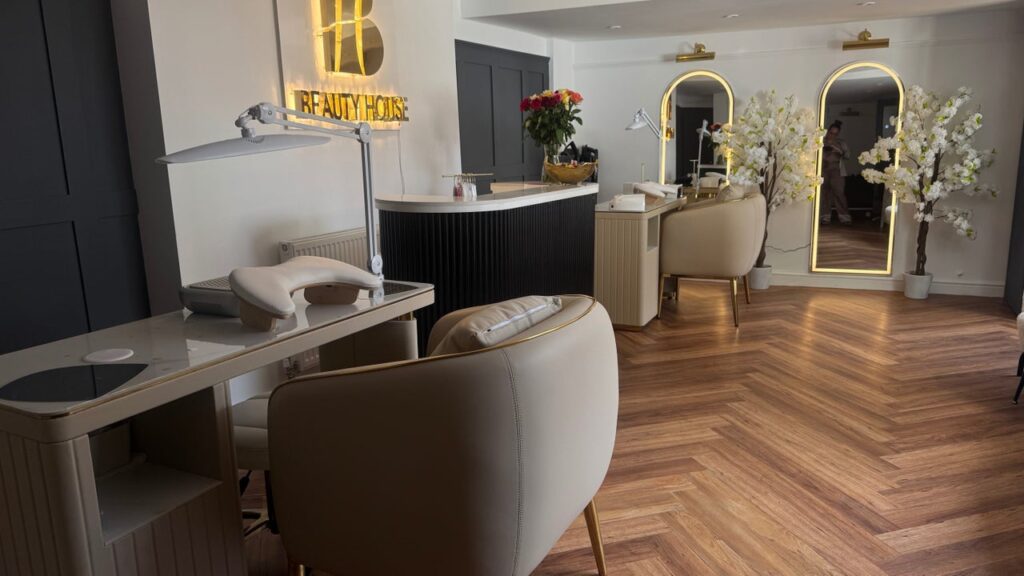 754f8847-924f-44fc-a6e8-1ce55e4d0c1c-11beautyhouse-gb-england-derby-citycentre-fresha-9207945