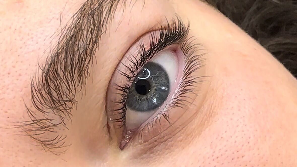 766cf681-f02a-4872-87cb-82efa9fbbc87-bombshellbeautyormskirk-gb-england-ormskirk-fresha-6544121