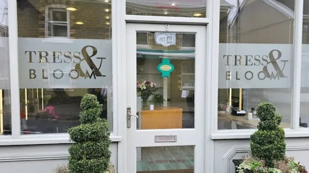 76a7c805-fd99-4647-b521-b5a6f492eee9-bentleybrowncouturehairbeauty-gb-wales-ystradgynlais-fresha-8468278