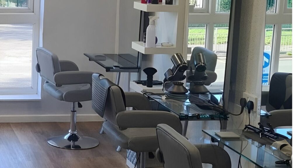 76fdb74a-5c3e-4dff-9b86-1b3698601af3-ki-kishairandbeauty-gb-england-codsall-fresha-3798357