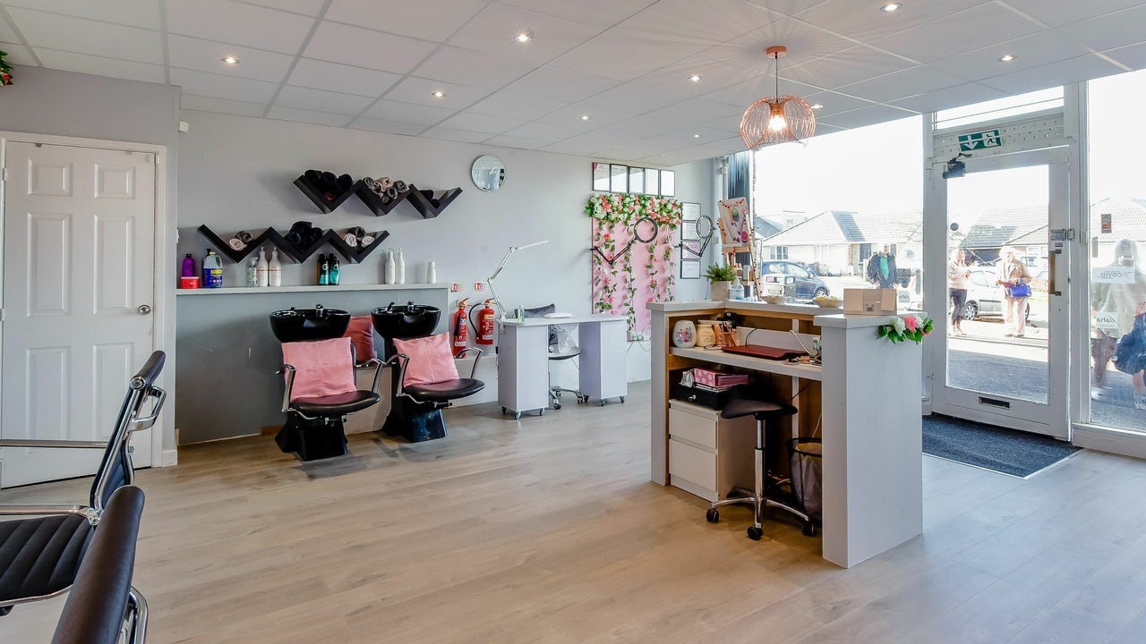 77a67e81-eab0-4d4d-89da-87a5f70bf2ee-diversehairdesign-gb-england-waterlooville-fresha-4098399