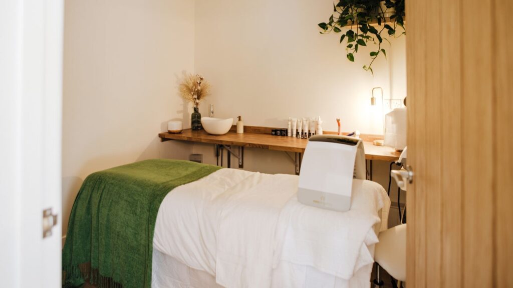 77b70e5c-0056-4b85-b5e3-55ed0cdb6bda-skinglo-gb-england-stamford-fresha-1894443