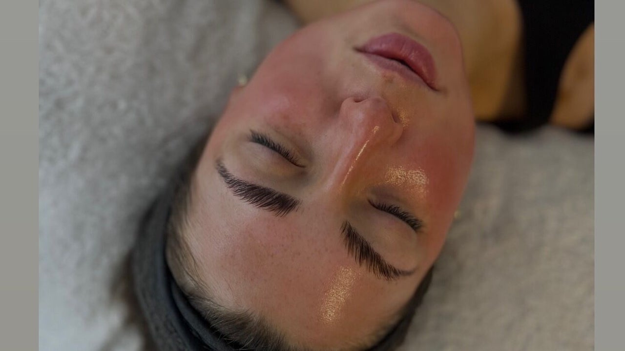 77d4ad90-5a8e-47c9-bd5e-1336a09c4029-oubaiskin-gb-england-cholsey-fresha-8473561