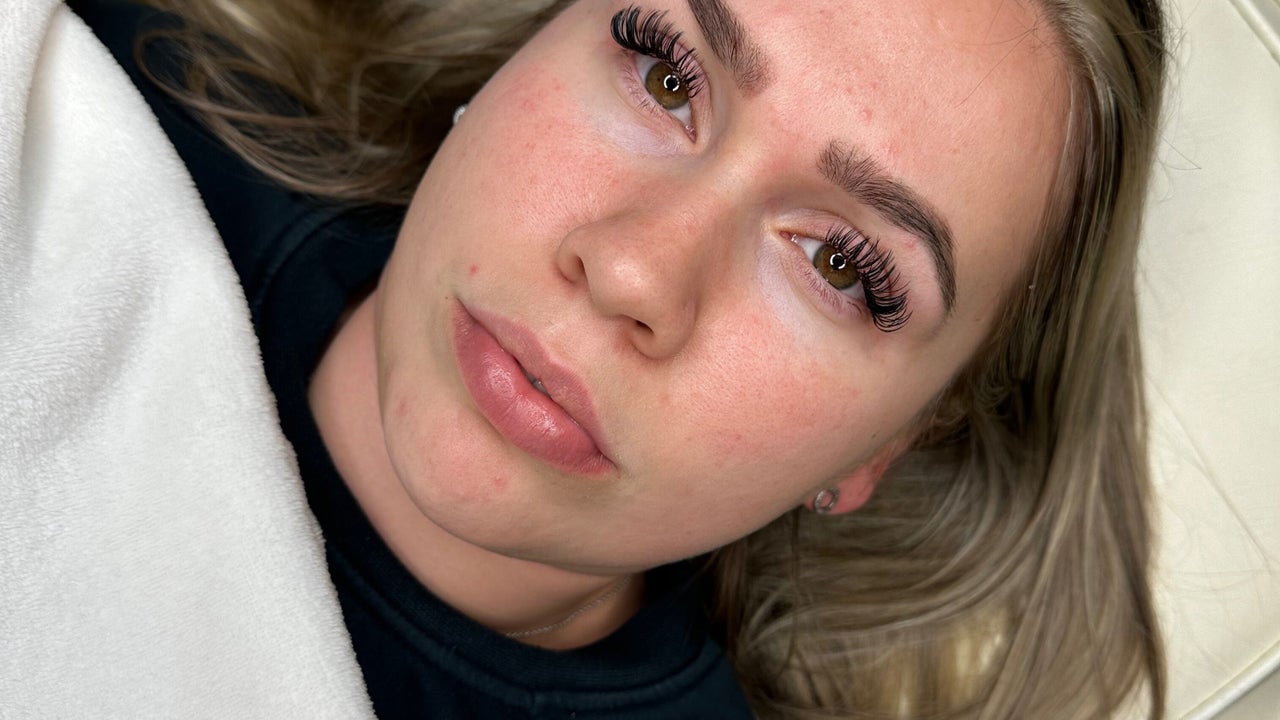 77dafd29-7ae4-4836-8850-460cadedff83-bellissimastudios-gb-england-caterham-fresha-8943207