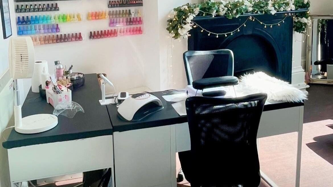 783742f6-e3ab-472f-8cbb-54ea73b1d6e0-glamourusnailsandbeauty-gb-england-derby-fresha-7798355