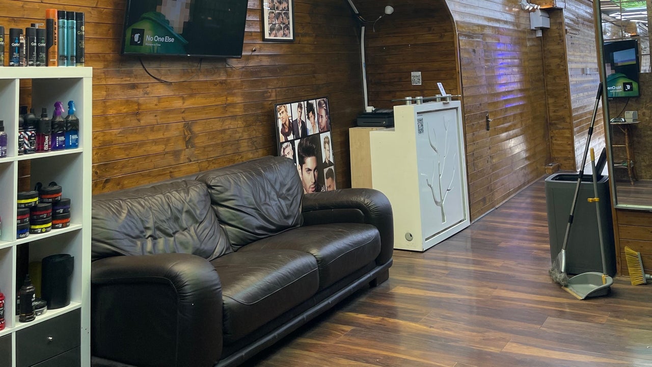 792563e7-28c0-4b91-97d5-090b39564f85-ultimatecrownbarberformerlyforesthallbarber-gb-england-foresthall-fresha-8247473