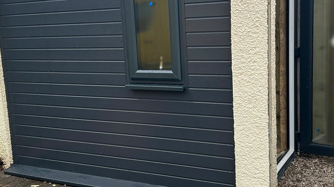 79695ef0-dc8c-492f-becb-bff4f99ebe6f-7651805