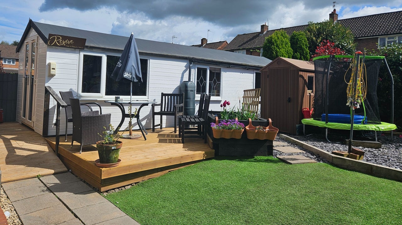 79caa0c2-b38e-4db1-a3ee-bfc5700ce71f-revivehairbeautysalon-gb-england-rugeley-brereton-fresha-1443701