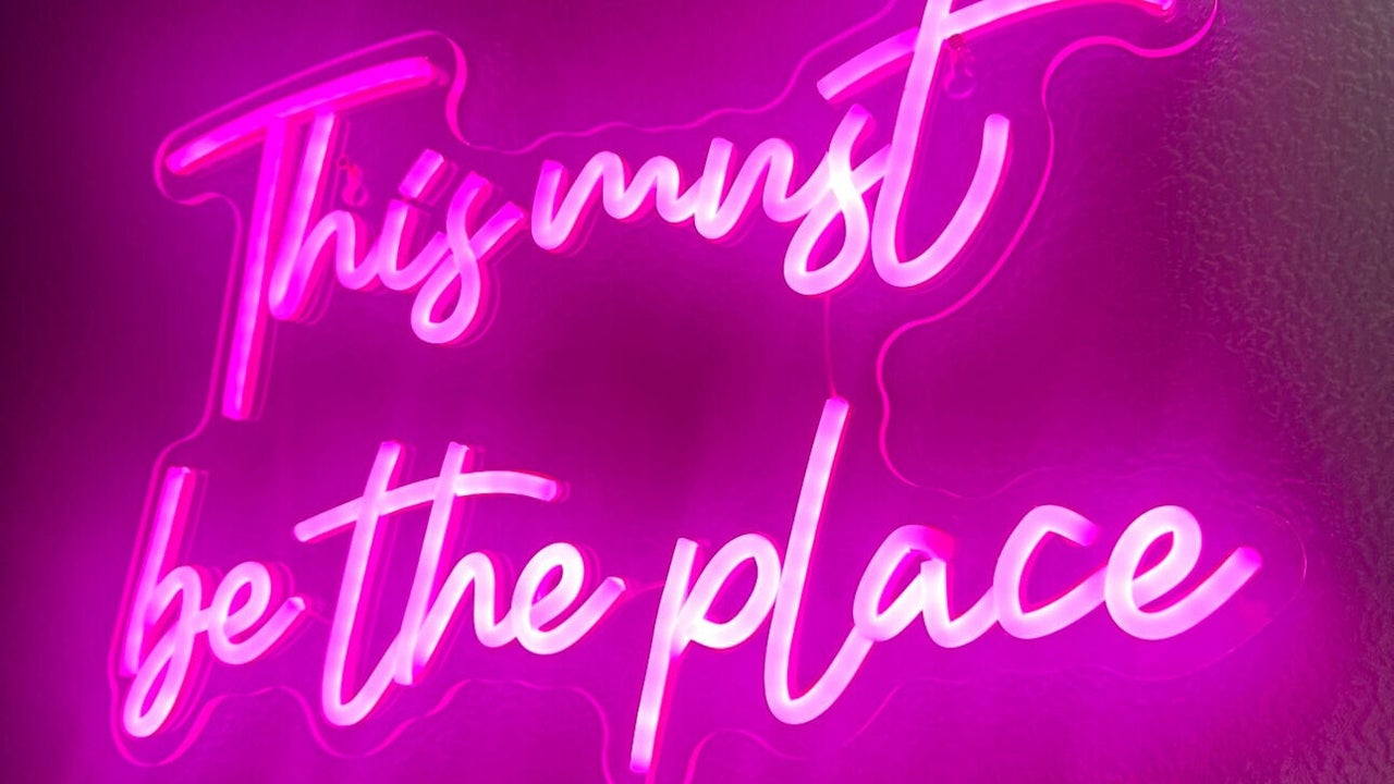 7a03ad36-36ec-4bb6-a4cf-a8d05ba5da1d-sacredhair-gb-england-northshields-fresha-1676526