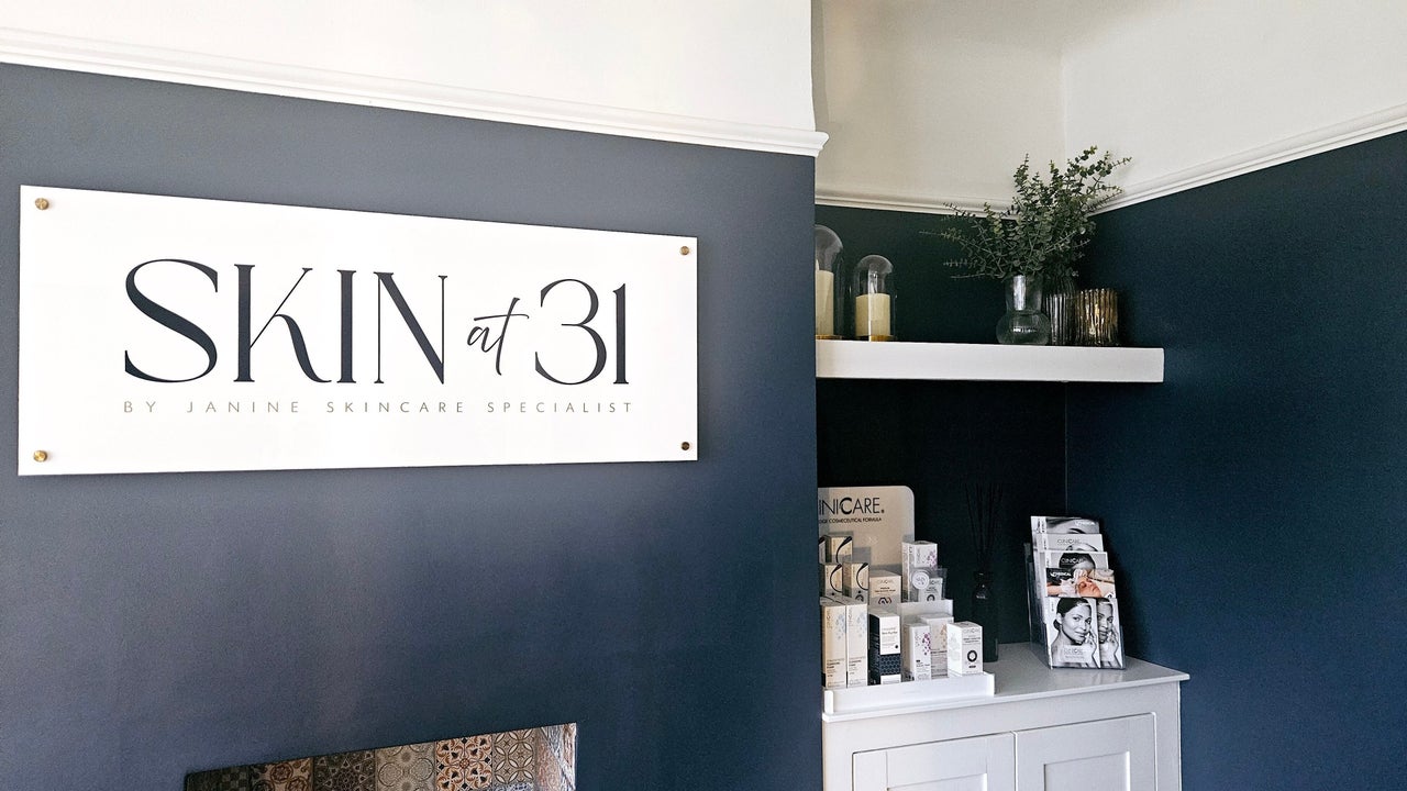 7a4ca72b-66e6-40ff-abea-ce519ae9110d-skinat31-gb-england-windle-fresha-3956399