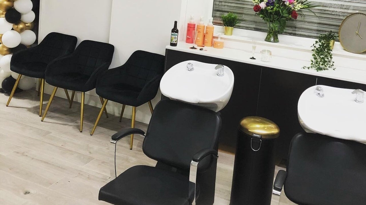 7b45bd27-81c2-49ed-ade4-468d503e8701-rachelalexsalon-gb-england-bury-fresha-9283075