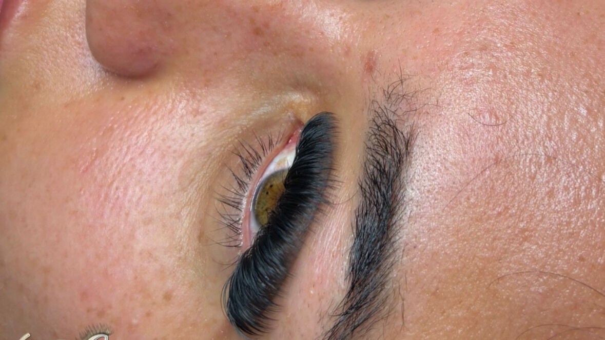 7b891575-5310-474a-9c05-1ed86e4436e5-lashedbycaitlyn-gb-england-chelmsford-fresha-2738662