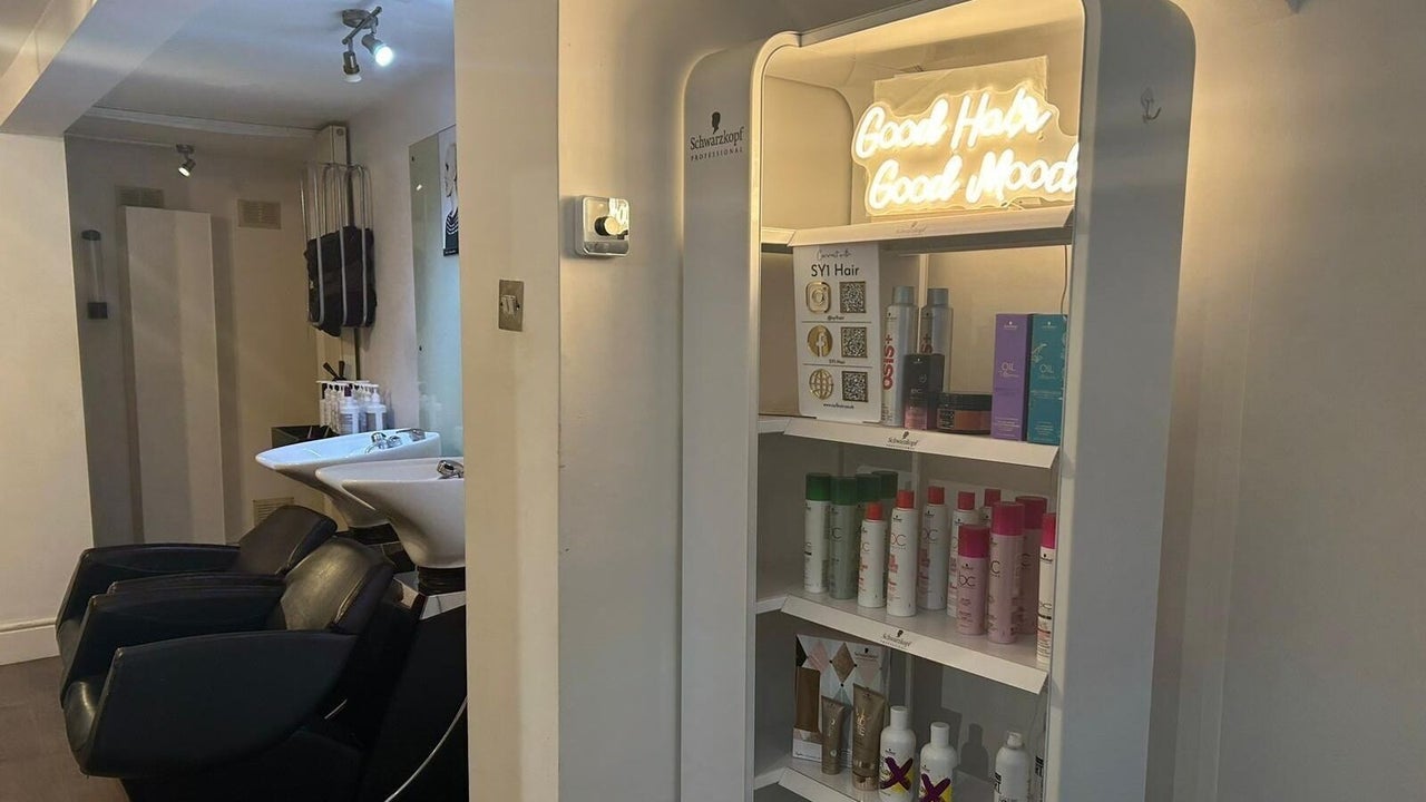 7c21dbe6-70e6-4c88-bc8f-04ff6c90204d-sy1hair-gb-england-shrewsbury-fresha-4350286