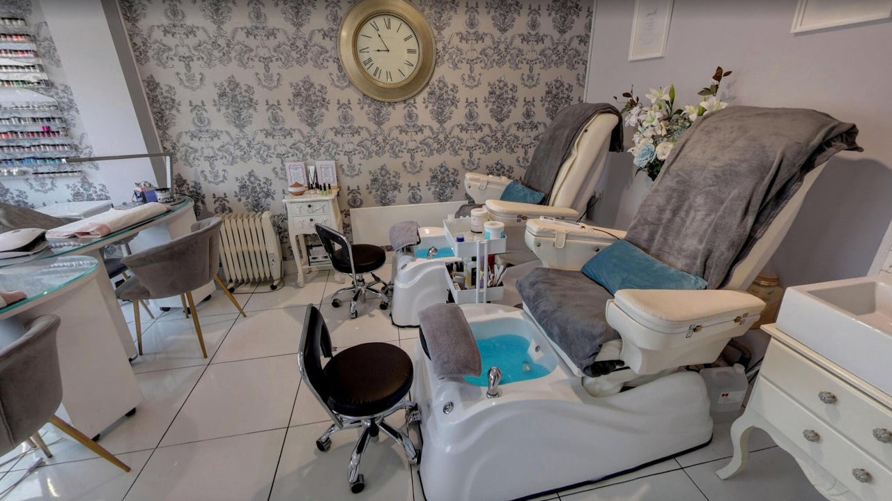 7c9ed83b-812e-4154-a2a3-c7d82dad9f9a-lisasbeautyspot-gb-england-amersham-fresha-4123815