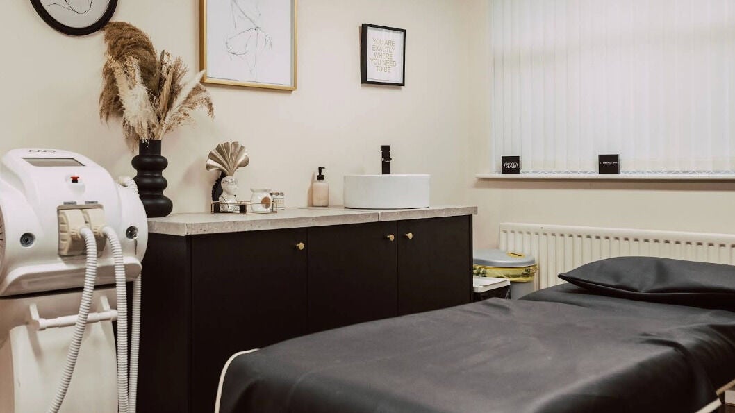 7d29b0cc-2c7a-4d09-a498-56b734ae442d-struttithairandbeauty-gb-england-redditch-sambourne-fresha-7616296