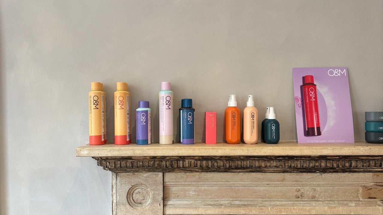 7d2ace7b-d0fb-4f09-b490-6cc8785f09de-follyhuehairandbeautystudio-gb-england-bradford-on-avon-fresha-3072158