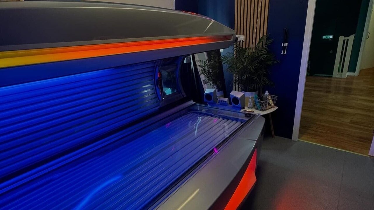 7d60b4fb-03c7-4e31-80eb-20f519818dcf-hiddenhotspottanningsalon-gb-england-louth-fresha-1786903