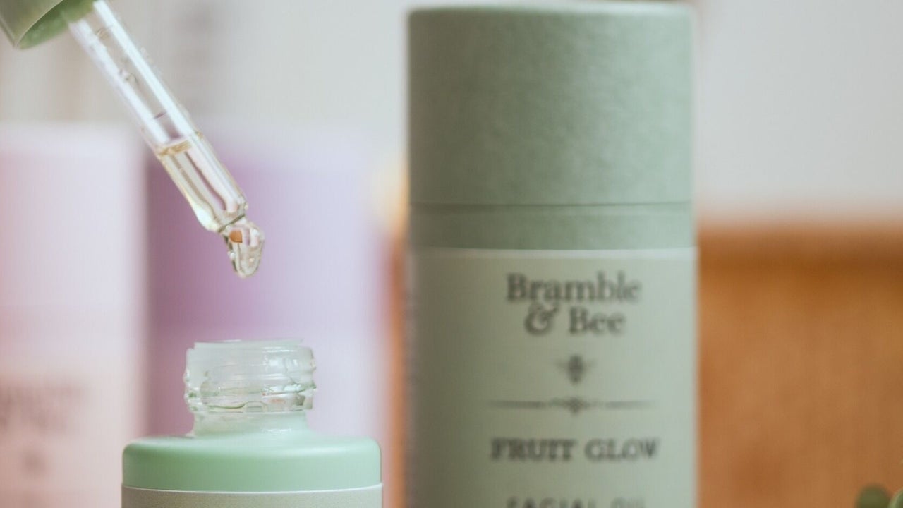 7dc1cab1-0e6e-46af-8d90-d5e711a089fa-bramblebeeatthegrand-gb-england-lythamstannes-fresha-1582943