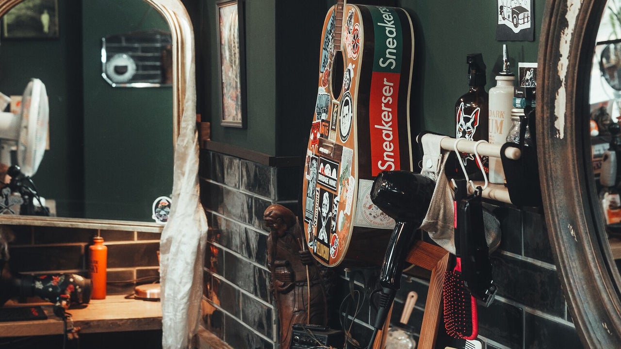 7de0aa63-7c16-4a0f-8ad6-a14bffd23852-lostfound-gb-england-sheffield-sheffieldcitycentre-fresha-9284785