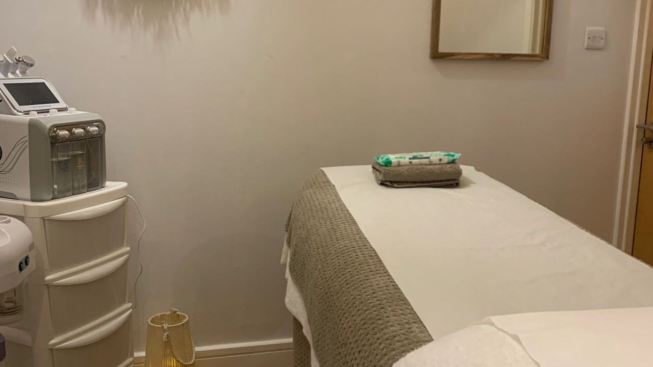 7df0600f-7330-40ab-9086-a283fa6f0d7f-theskinandbeautyco-gb-england-brightonandhove-brightonmarina-fresha-2304940