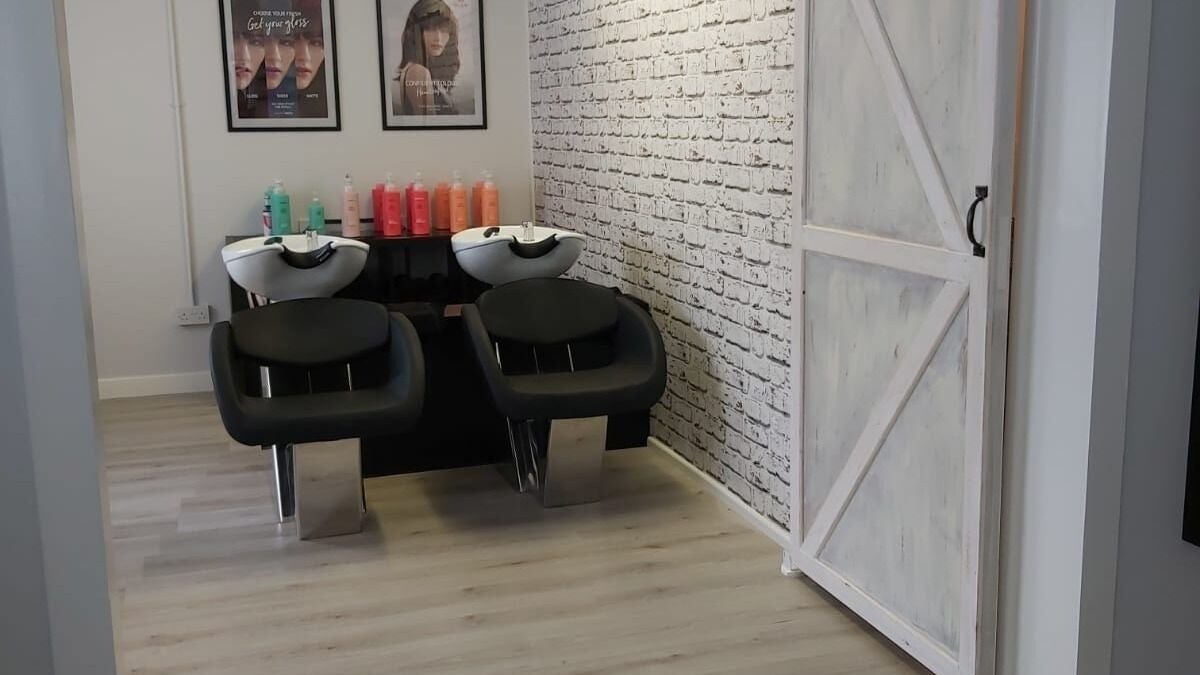 7e155e07-6e0d-4c99-9199-aca9f7c0522f-salon10-gb-scotland-dalgetybay-fife-fresha-4733132