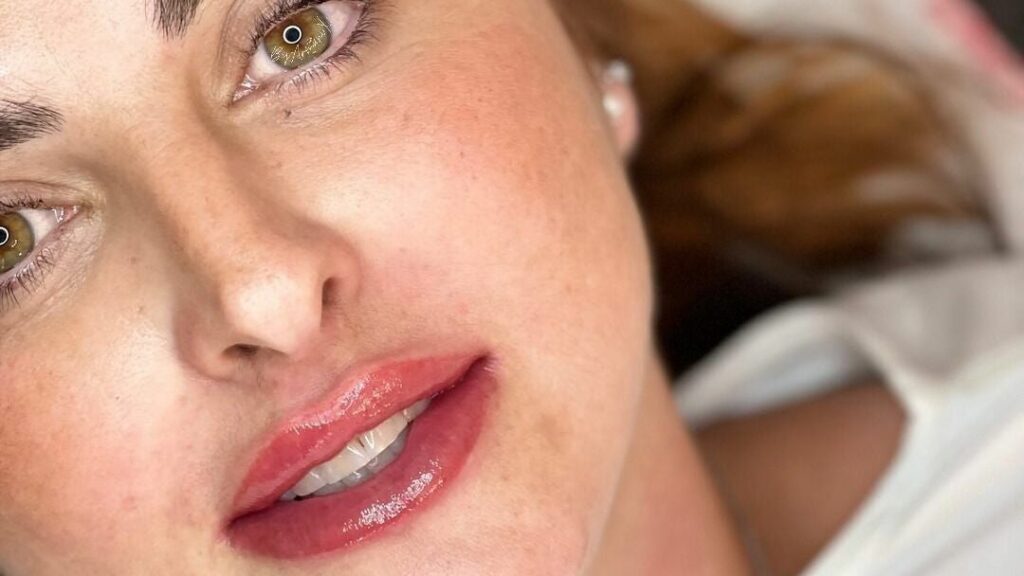 7e403166-3ca8-48d3-bc12-19a6922aabbf-6923069