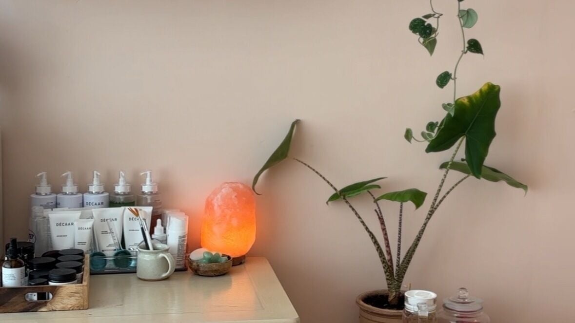 7e752d7f-0db6-46cd-9b08-86a62c801ef8-coralbeauty-gb-england-bournemouth-pokesdownboscombe-fresha-6677949