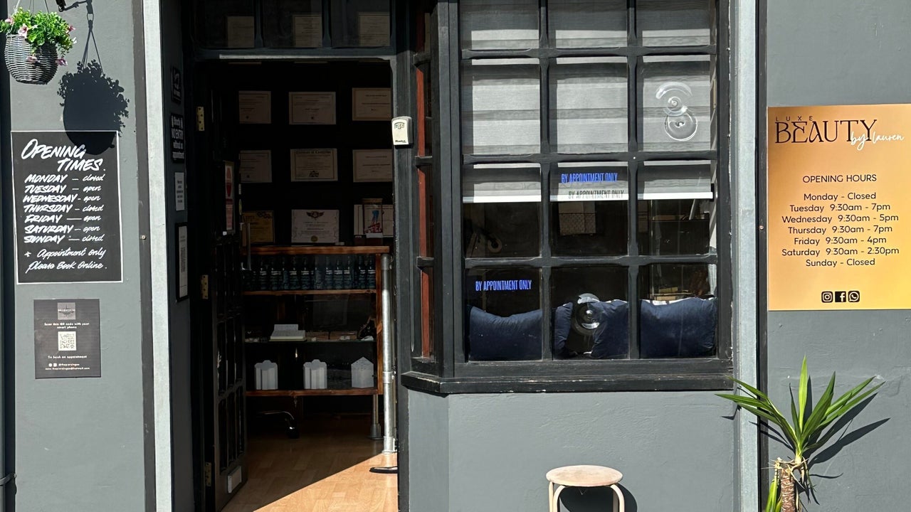 7e7eeff8-ccc4-4f61-b511-8827425b69bf-thepiercingco-gb-wales-bridgend-fresha-1289991