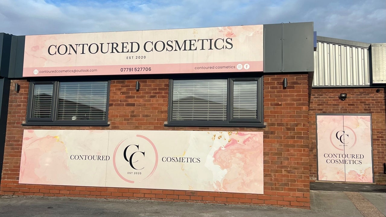 7ed40cbd-4ed2-4c97-81b3-bdc94809b5e8-contouredcosmetics-gb-england-rugeley-powerstationroad-fresha-6550227