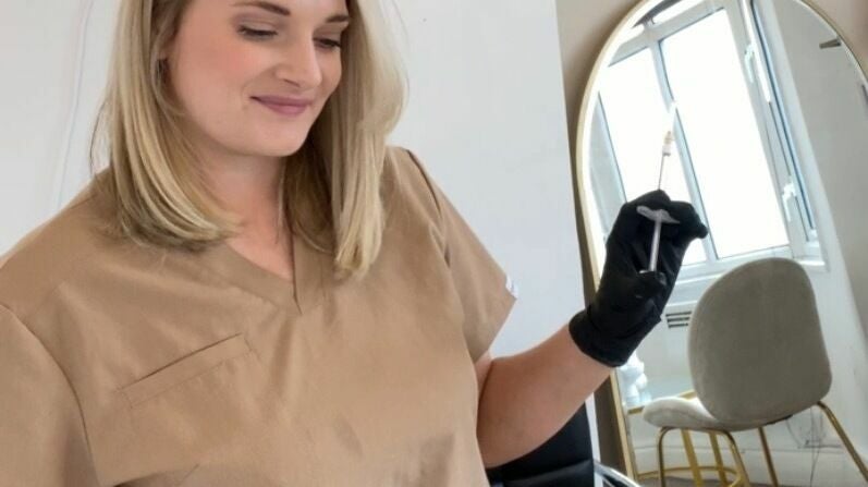 7ee98e21-c026-4cf4-8c01-ab32ec3247ab-4615759