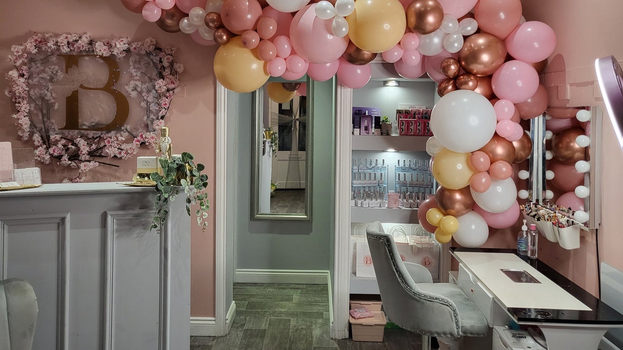 7f03b0b3-af00-4e36-99a4-feaad4fb9da7-1781327