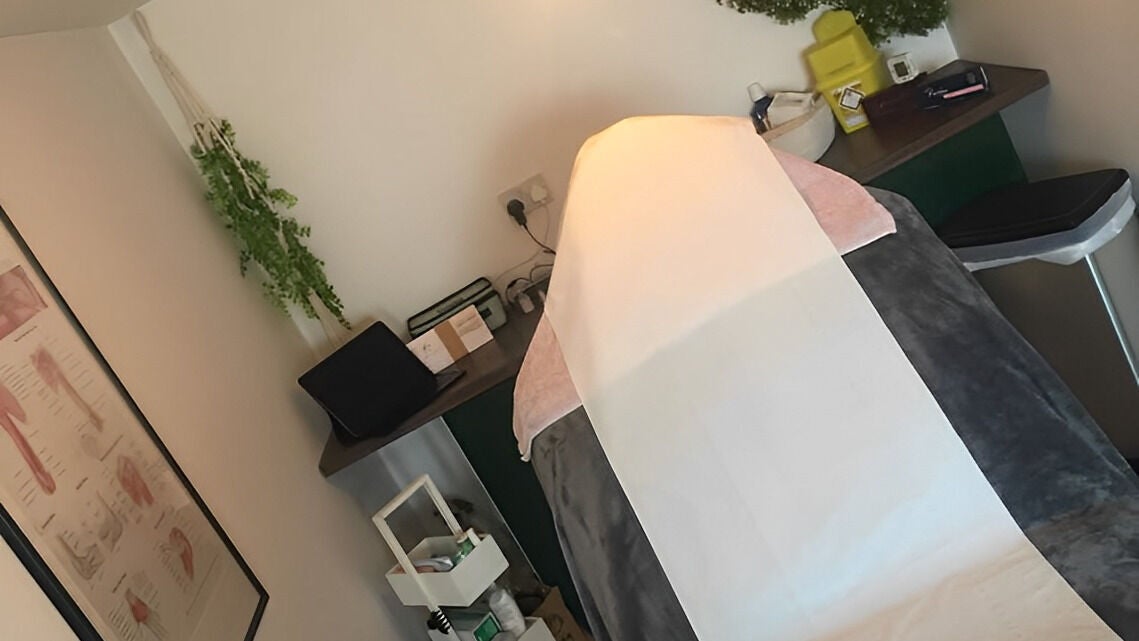 7f4a2de0-b264-40d0-a291-98a82315d04c-naturalbeautyaesthetics-worcesterhomeclinic-gb-england-fernhillheath-31dilmorelane-fresha-5959654