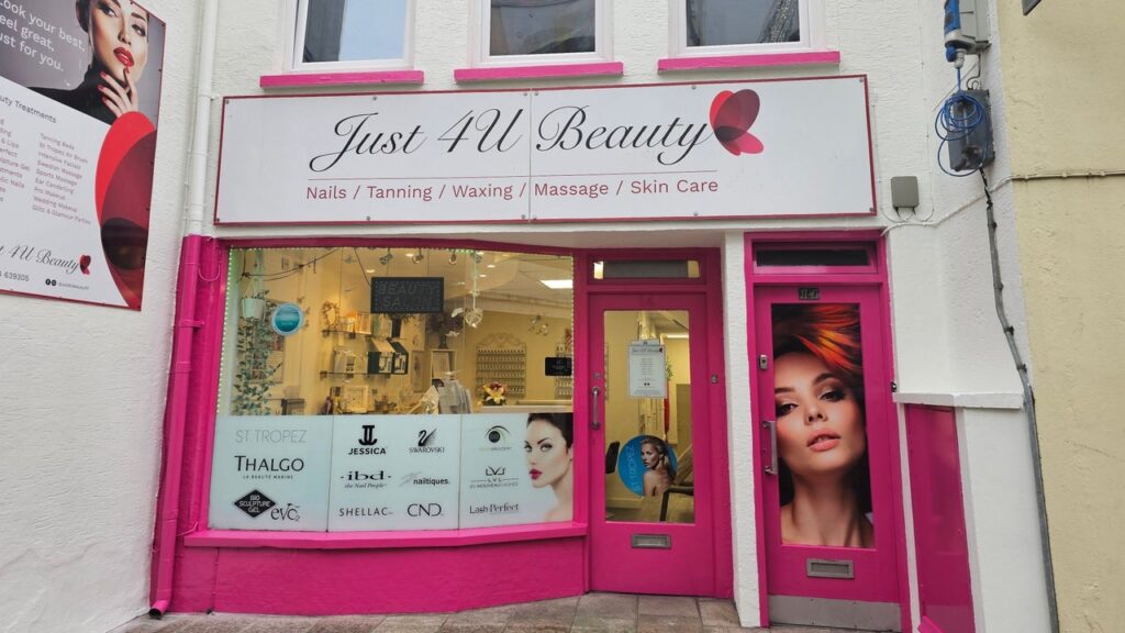 7f7102fd-6e4c-40c9-b354-db0b0883ccc6-nicolavaudin-je-sthelier-saint-helier-14lamottestreet-fresha-9069450